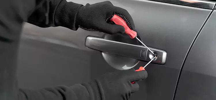 Locked Out of Car Help Cincinnati